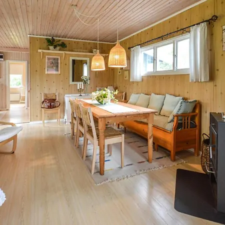 Amazing In With Kitchen
