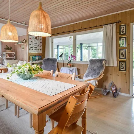 Amazing In With Kitchen